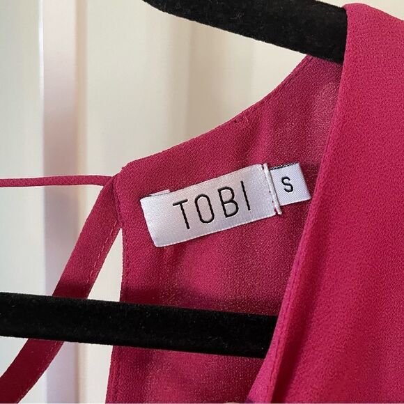 Tobi Pink Blouse with Cutout Back - Picture 3 of 4